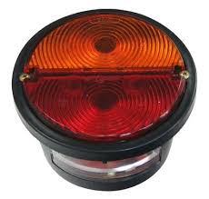 Lampa tylna C-330 pr.(plastikowa)