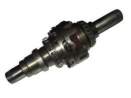 Mechanizm różnicowy kpl.przedniego mostu